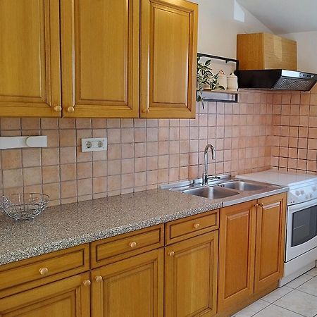 Villa "Pied-A-Terre" Residence & Spa Умаг Екстериор снимка